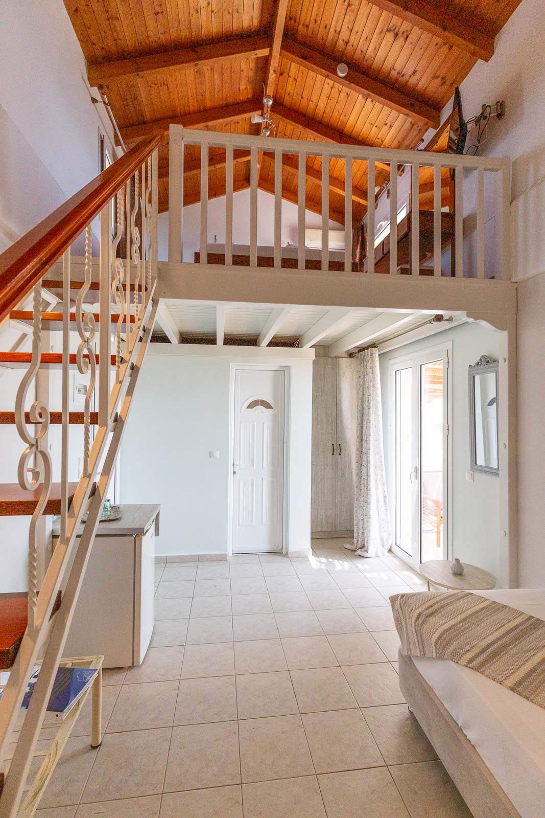 VoulaResort-JuniorSuite-1